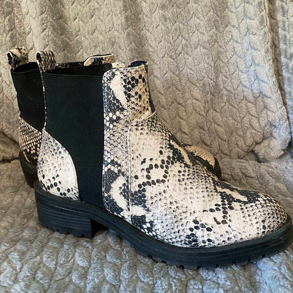 Snakeskin print boots